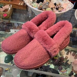 Skechers sparkle lite memory foam house slippers furry new QVC pink